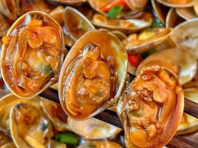 青岛辣炒蛤蜊:市井烟火中的海鲜盛宴